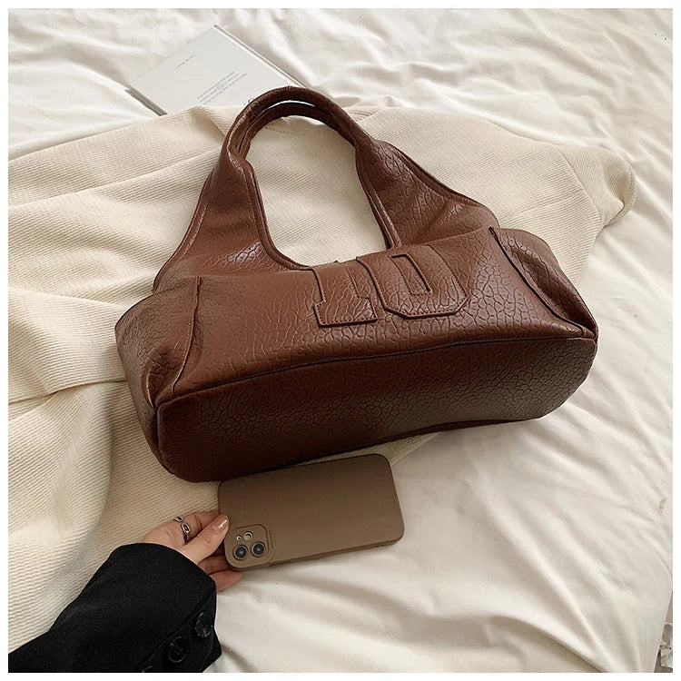 Luxury Women Bag 2025 New Armpit Handbags Women Shoulder Hobos Purse Top-Handle Bag Punk Cool Girls Shopping Packs Large Bolsas
