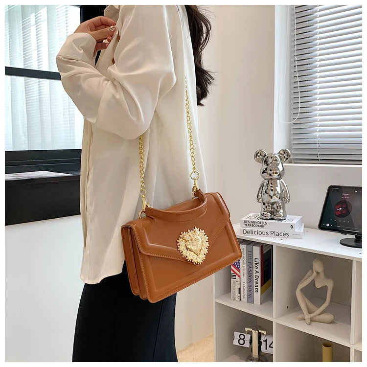 Luxury Embroidered Clutch Bag - Handcrafted Crossbody Purse With Floral Patterns And Detachable Chain