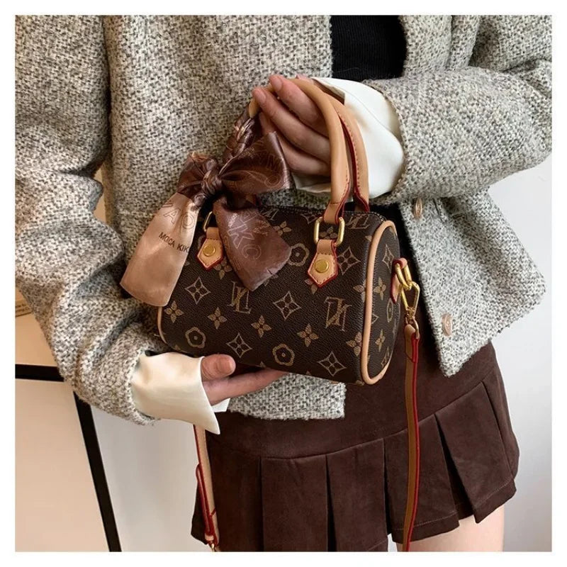 Luxury Messenger Purse Bag - Women's Crossbody Tote With Retro Solid Color & Premium Leather Finish