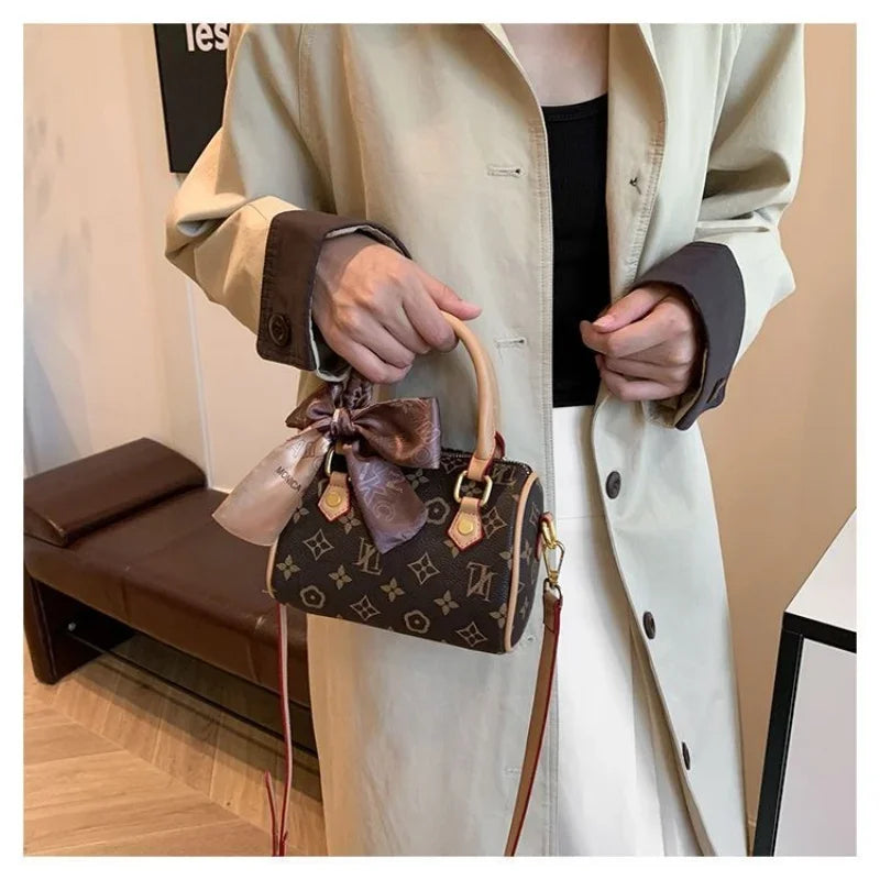 Luxury Messenger Purse Bag - Women's Crossbody Tote With Retro Solid Color & Premium Leather Finish