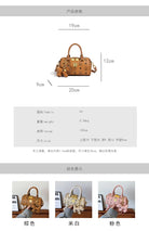 Luxury Ladies Leather Handbag
